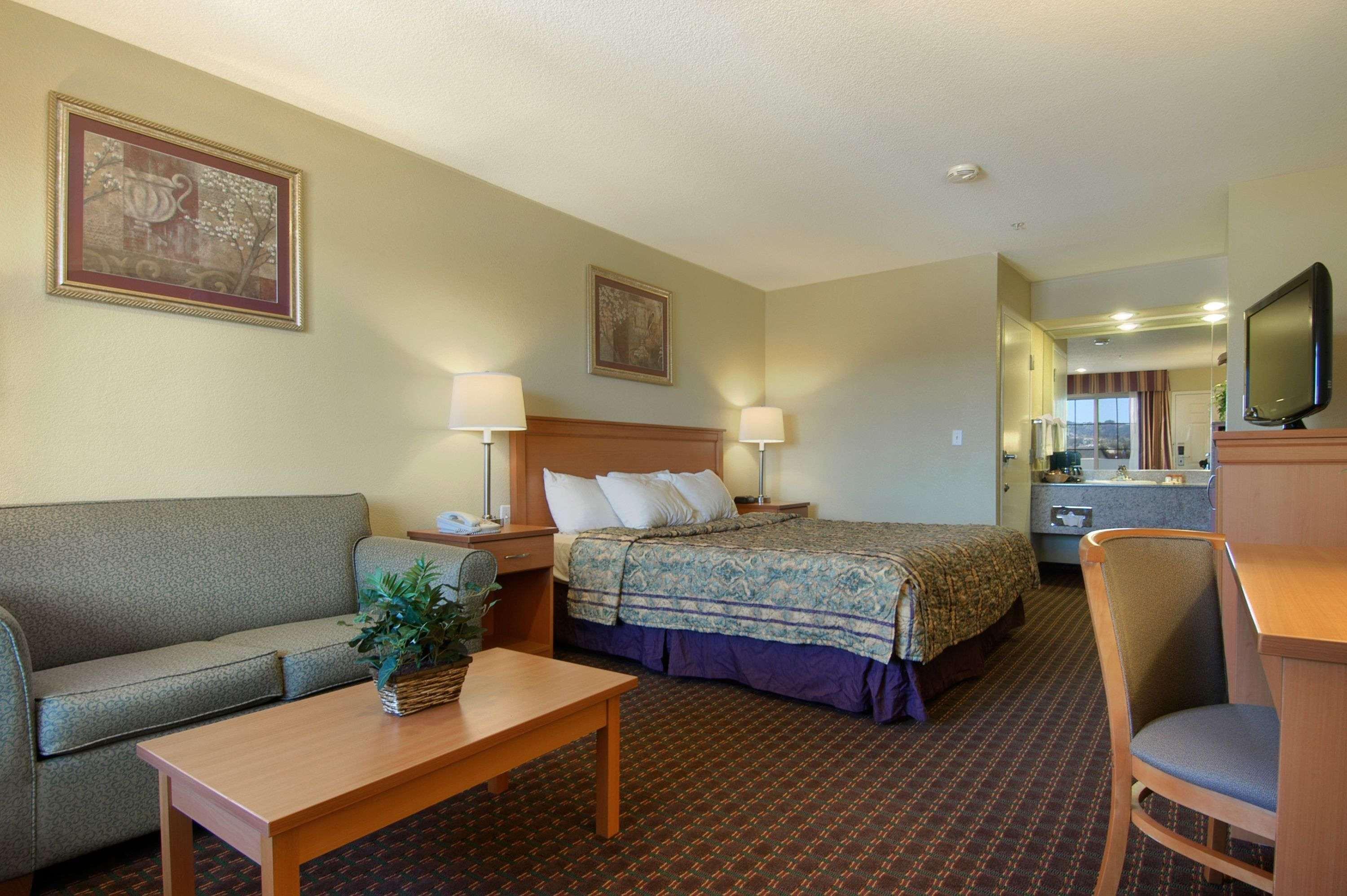 Days Inn By Wyndham Hayward Airport Rum bild